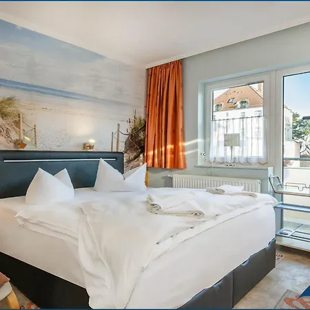 Haus Kiefernduene Balkonstudio Links